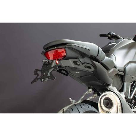 SUPPORTO TARGA REGOLABILE HONDA CB125R CB300R